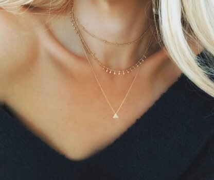 Collier multirang triangle