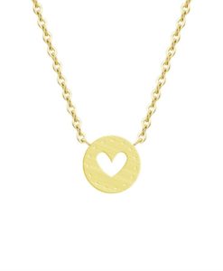 collier medaille coeur.